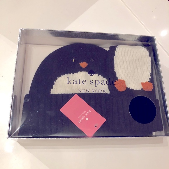 Kate Spade penguin beanie and mittens set - Picture 5 of 5